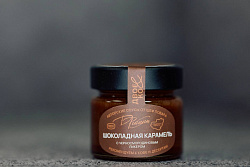 Шоколадная карамель с черносмородиновым ликером "Двое&Ко"