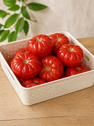 Томат красный